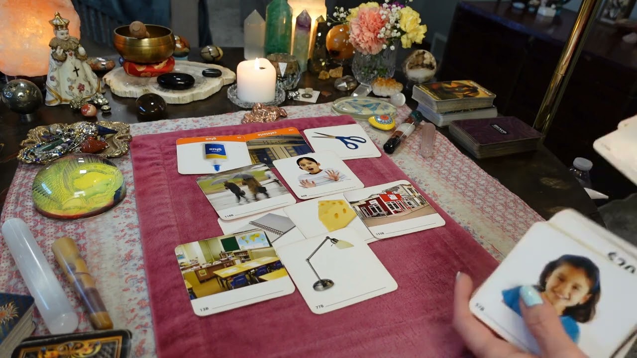 ИХ ЗАСТАЛИ, КРОЮЩИМИСЯ ВОКРУГ ВАШЕГО ДОМА! Ночной хаос! Вызвали полицию! Соседи развлекаются.