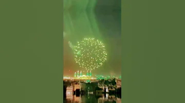 لبيك يامن رفع ذكرك 
