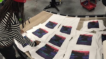 How to choose between DTG and Screen Printing for custom T-Shirts