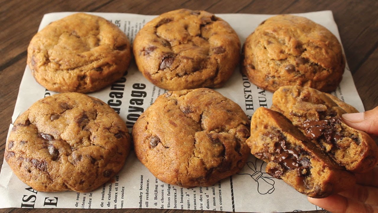Best Chocolate Chip Cookie Recipe By Chef Hafsa YouTube perfect-easy-chocolate-chip-cookies-recipe-youtube