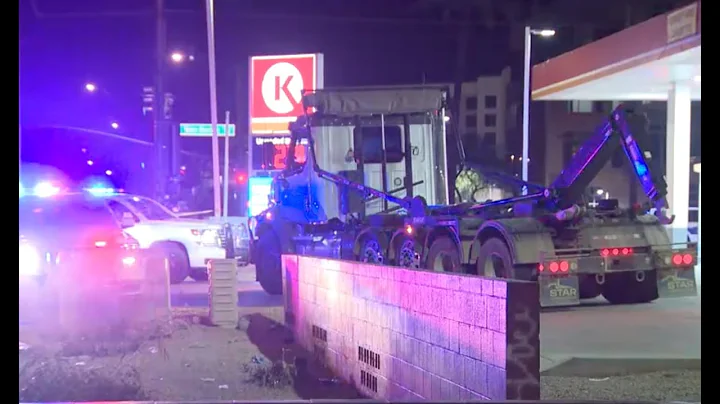 Person hit, killed near 44th and Van Buren streets