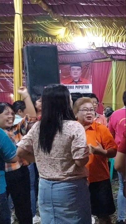 ibu ibu ngibing #cokek #rinaldilocot #gambangkromongtangerang #stambul #jalijali #shortvideo