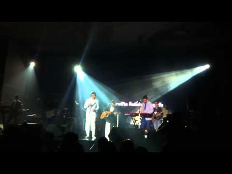 LIPTA "ไม่ต้องกลัว" feat. Neung ETC @ Love and Hope Concert 20.10.12