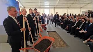 Predsednik Vučić položio kamen temeljac nove fabrike
