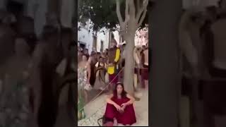 Müslümanlığa Geçen Portekizli Bir Rahibin Bir Zamanlar Yönettiği Kilisede Ezan Okuduğu An