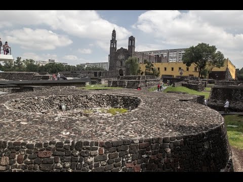 Видео: Тлателолко - Площадь трех культур в Мехико