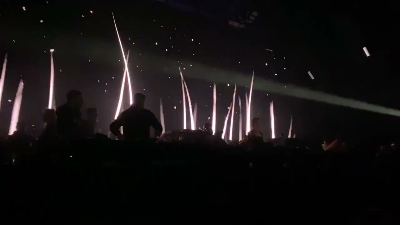 Nina Kravitz - Time Warp, NYC, 2021