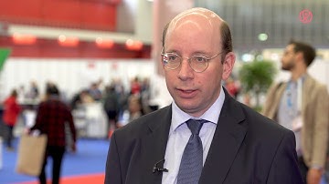 What effect does gilteritinib have on FLT3 mutated relapsed/refractory AML?