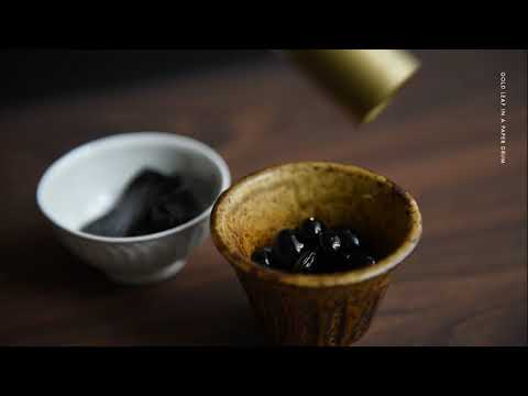 食用金箔の使い方 金粉 切り廻し 紙筒 金沢金箔の箔一 Youtube 食用金箔の使い方 金粉 切り廻し 紙筒 金沢金箔の箔一 Youtube