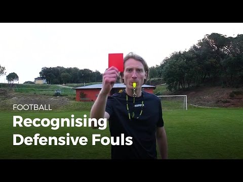 Video: Is obstructie een overtreding bij voetbal?