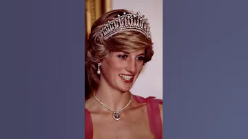 ¿Quién consiguió la tiara de boda de Diana?