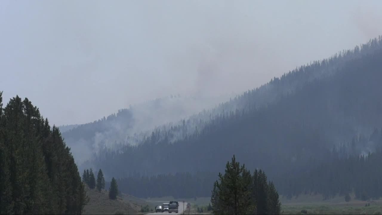 Bacon Rind fire continues to burn, estimated over 1k acres