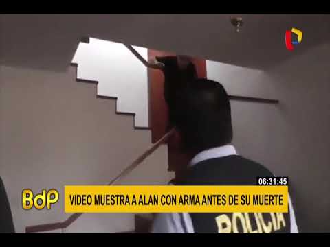 Alan García: video muestra al expresidente con arma antes de su muerte