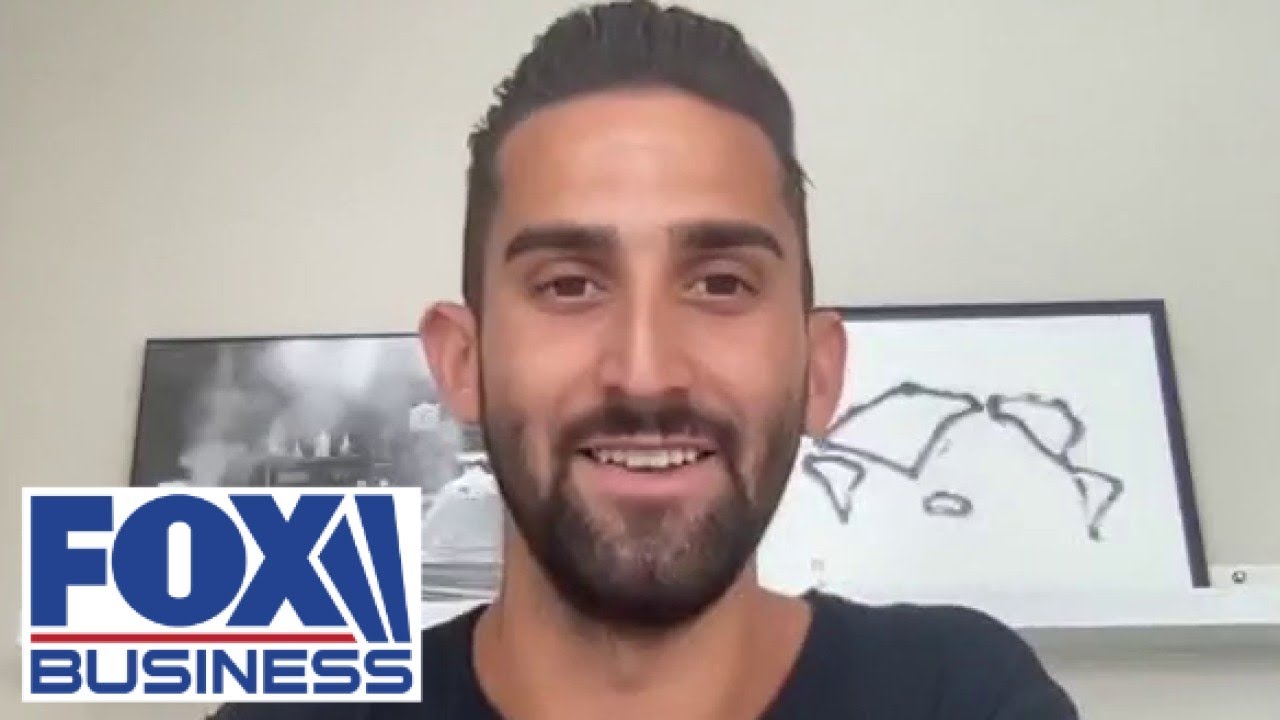 Travel app helps you vacation on a budget