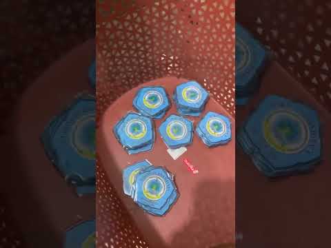 Mendali akrilik dilapisi resin, hasil mengkilap dan tahan lama. Free Custom model