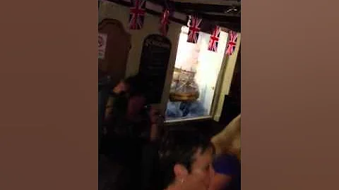 shelley Stevens at The Schooner
