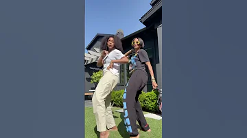 Kelly Rowland & Ciara Showing Their Magic ✨