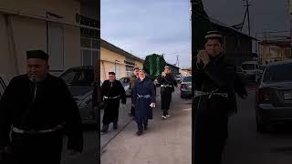 Qirmizi Xonadon Kim Vafot Etdi