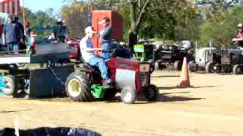 cub cadet 102 pulling tractor