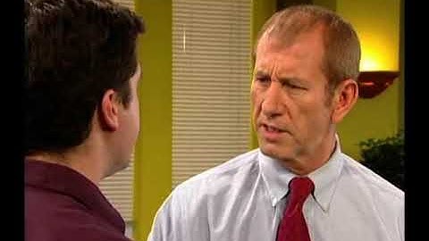 Top Notch 2 - Unit 9 Sitcom Scene 2: Can you help me with something?