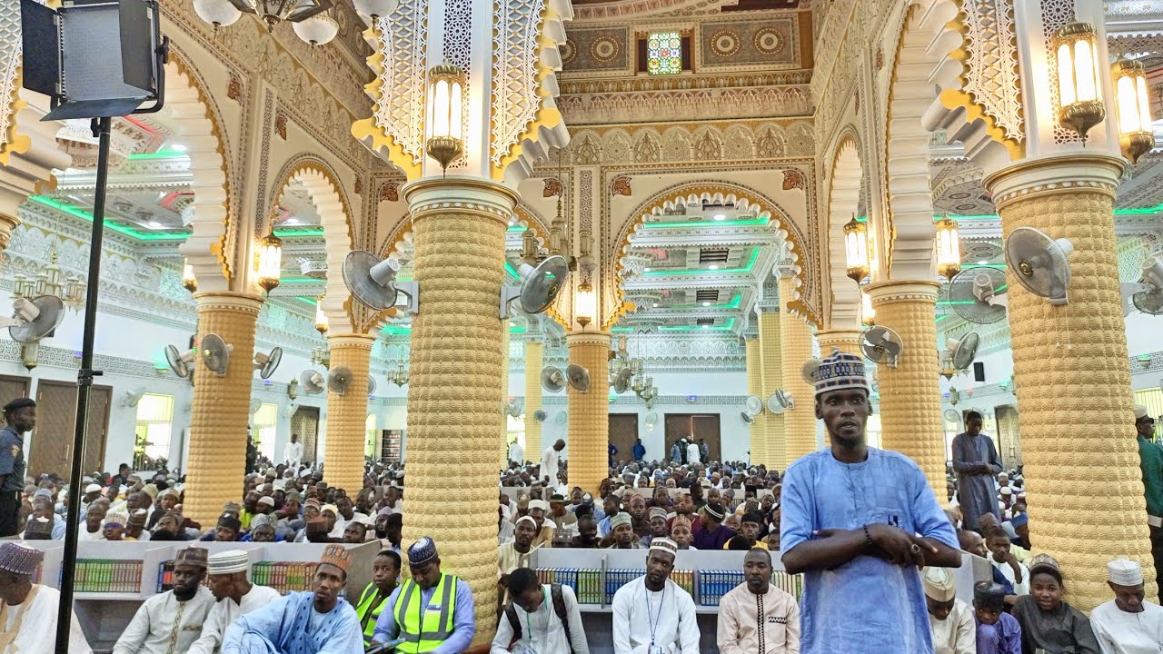 KAI-TSAYE Daga Masjid Sahaba yayin taron bude sabon masallacin