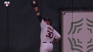 KC@HOU Gm3: Gomez makes nice running catch in the 9th