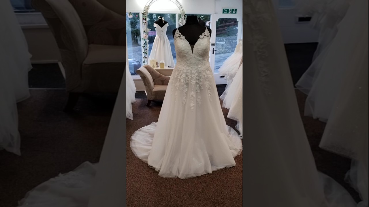 LIBERTY classic A-line Wedding Dress Ideal for weddings aboard destinations stunning floral details