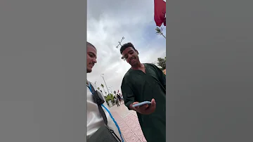 حب ناس مكيتشراش بلفلوس و لي عندو عندو و تحياتي لأي واحد كيبغيني من قلبو 