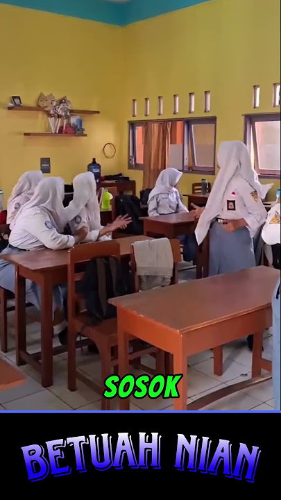 sesosok misterius tidak sengaja terekam kamera