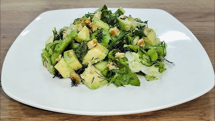 Салат с авокадо.Avakado salatı