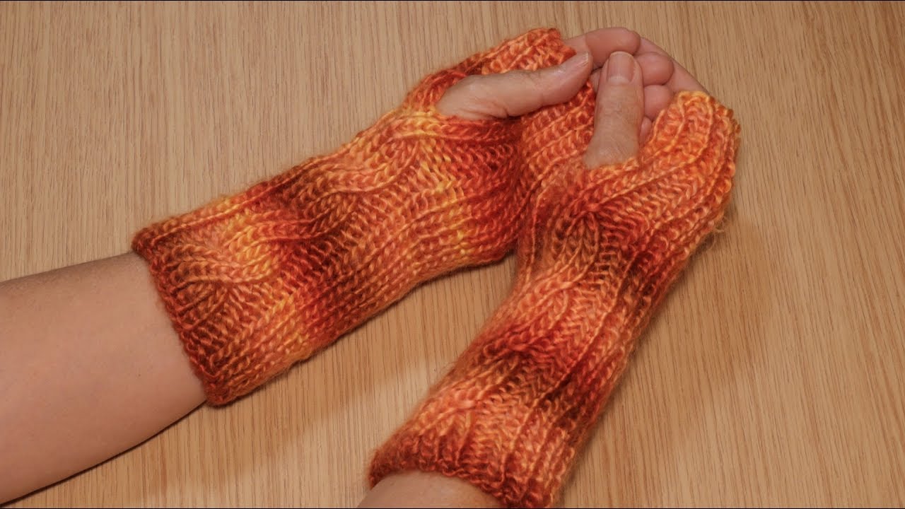 LUVAS SEM DEDO EM TRICÔ- LINDA E DIFERENTE