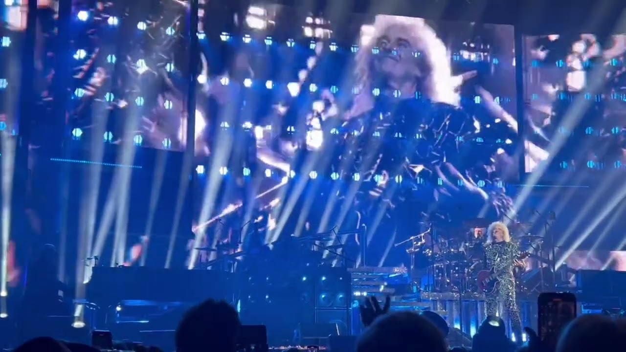 Queen + Adam Lambert live concert Bohemian Rhapsody USA tour 2023