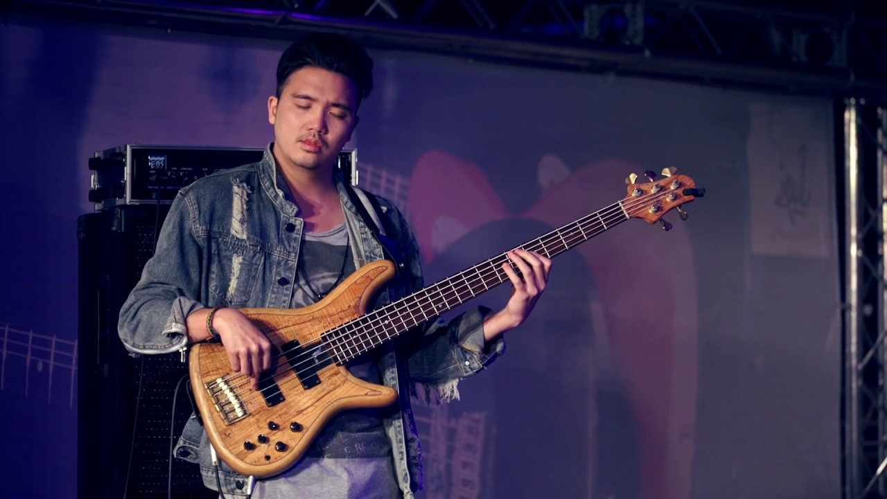 Sugi bass NB5 MIKE