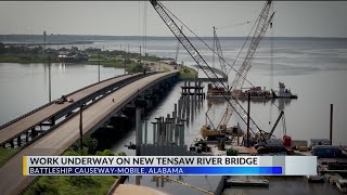 Heads turn at new Tensaw Bridge construction - YouTube