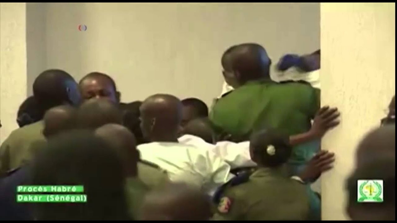 Hissène Habré amené de force à la barre lundi