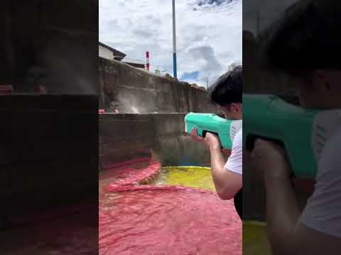 Video Súng nước siêu xịn sò #Shorts - youtube
