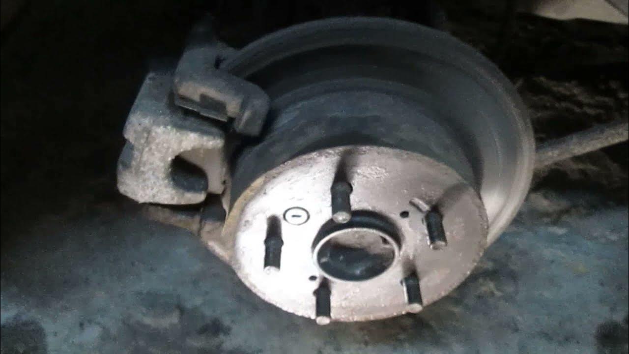 Как поменять задние колодки на камри. Замена задних колодок на тойота камри 40.