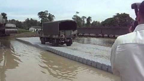 3 ton Truck on Jetfloat Modular Dock