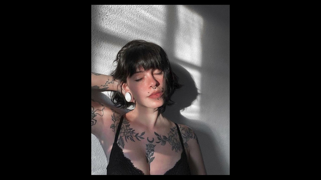 Obejrzyj BEARDED LEGEND - DYNAMITE w YouTube Obejrzyj BEARDED LEGEND - DYNAMITE w YouTube