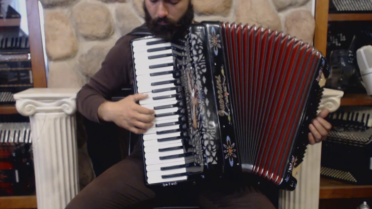 3676 - Black Guerrini Special Model Piano Accordion LMMM 41 120