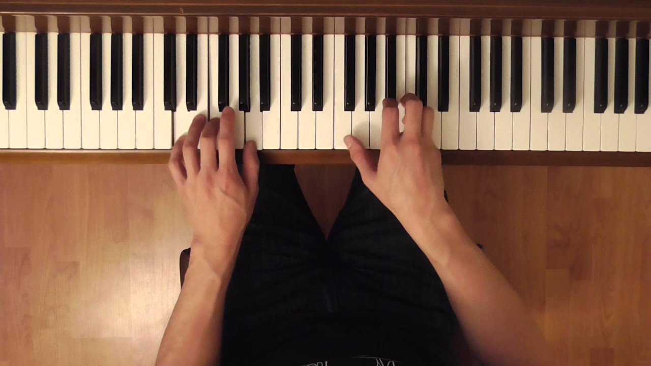 She Loves You (Chordtime Popular) [Intermediate Piano Tutorial] YouTube