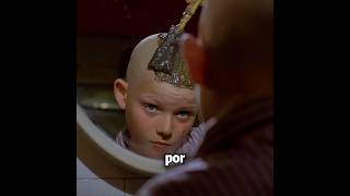 El chico tiene el pelo que crece infinitamente #peliculas #film