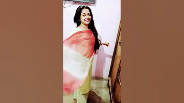 Mere Itne Kareeb Mat Aao Main Tumhe Barbad Kar Dungi 