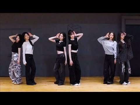 [4K] tripleS msnz moon - 'Cameo Love' Dance practice mirrored