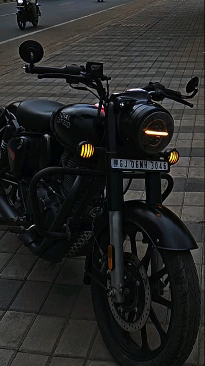 Classic 350 🎯 Dark Stealth Black 🔥  Gunmetal Grey ❓️ Bullet Lover ♥️ Single Seater Bobber Bike 🤩