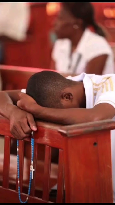 Tuombee Sisi Wana wako Maria Mtakatifu mama wa Mungu