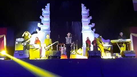 #Aceh #musik #daerah Bungong Jeumpa - Rock Version at RIAK-ar Anniversary 21