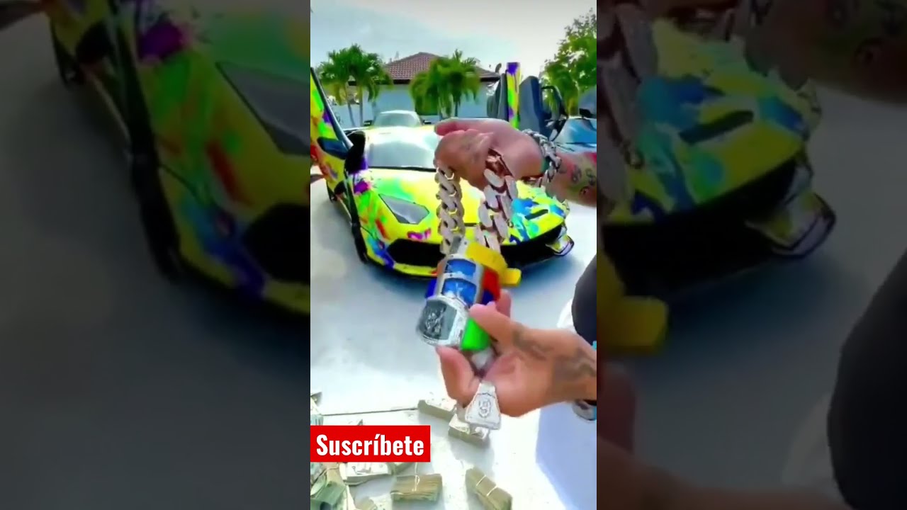 El Rapero 6ix9ine Presume De Su Cadena Relojes Dinero Y Auto Lujo 