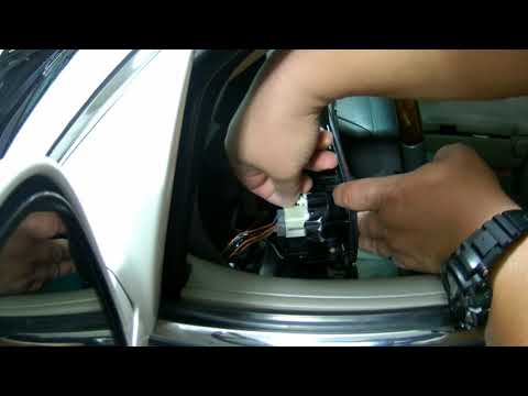 Headlight switch bulb change for the 3rd generation Lincoln town car 2003-2011