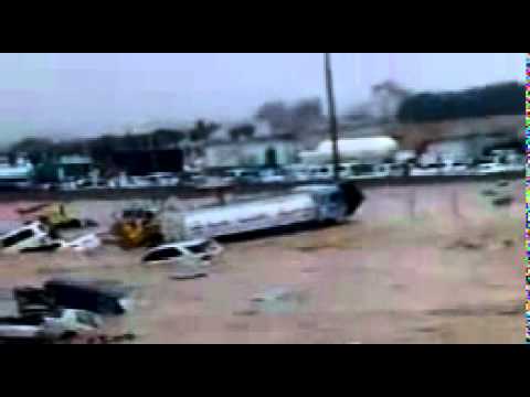 Tsunami jeddah saudi arabia.flv